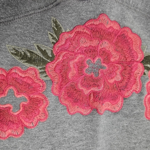 Victoria's Secret PINK Embroidered Flower Sleeve Pullover Sweatshirt Grey Medium - Picture 6 of 15